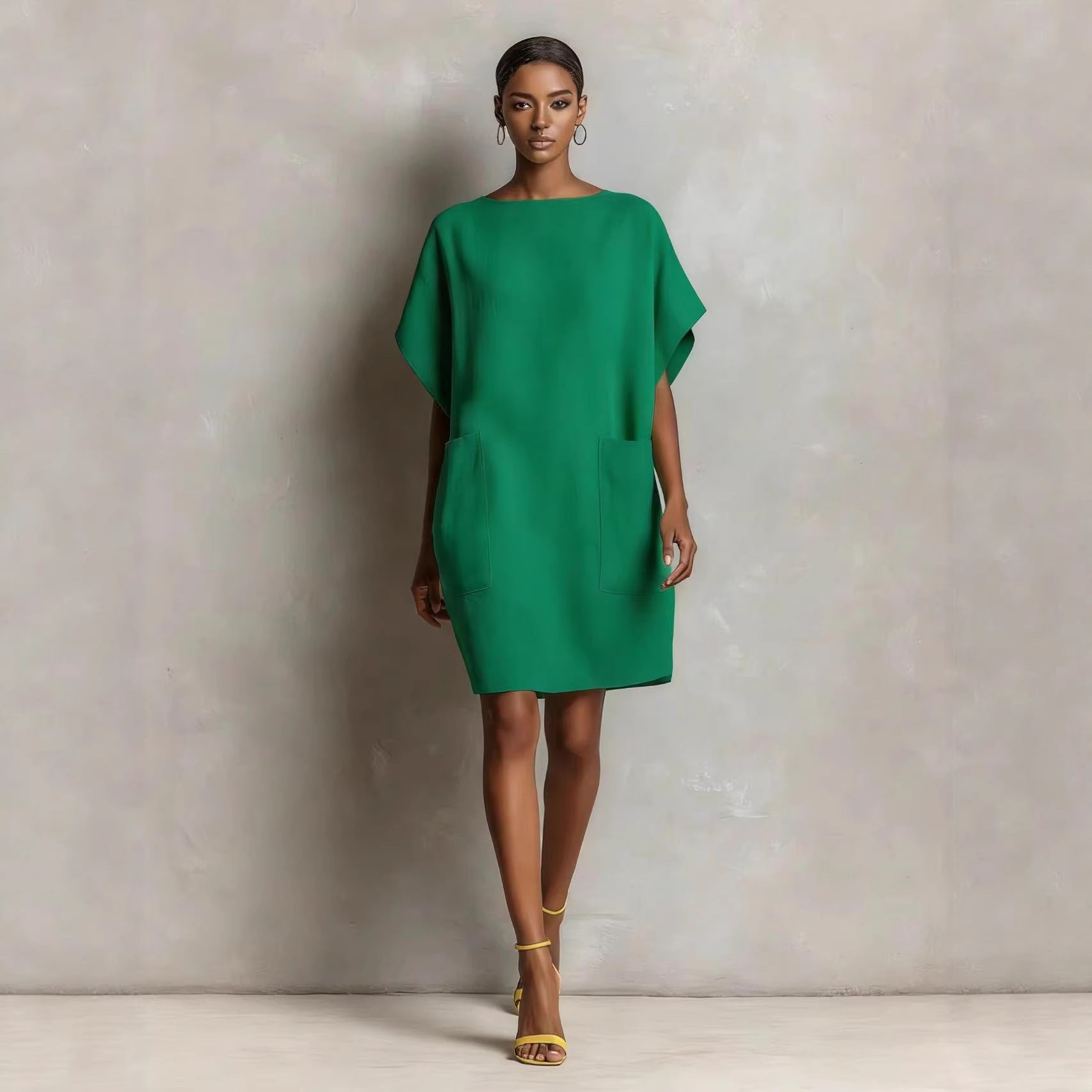 Womens Loose-Fitting Boatneck Dress With Batwing Sleeves And Large Pockets